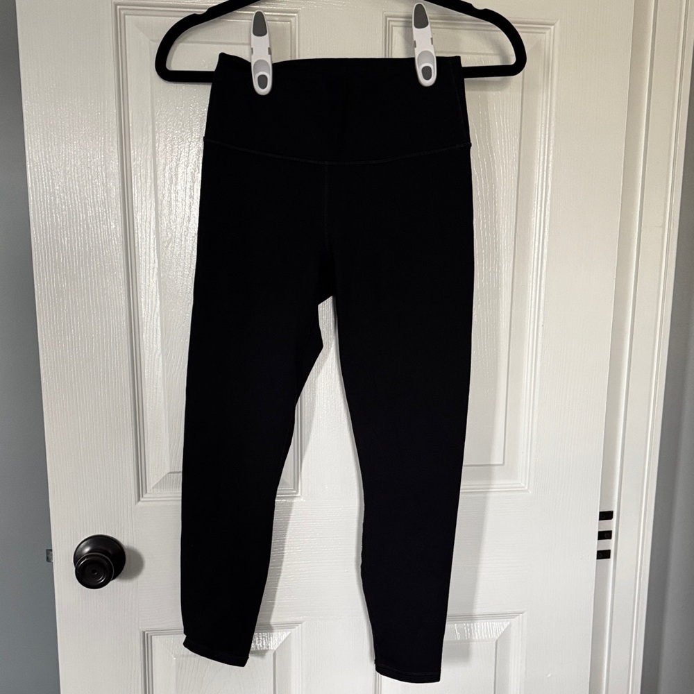 Fabletics Black powerhold 7/8 leggings